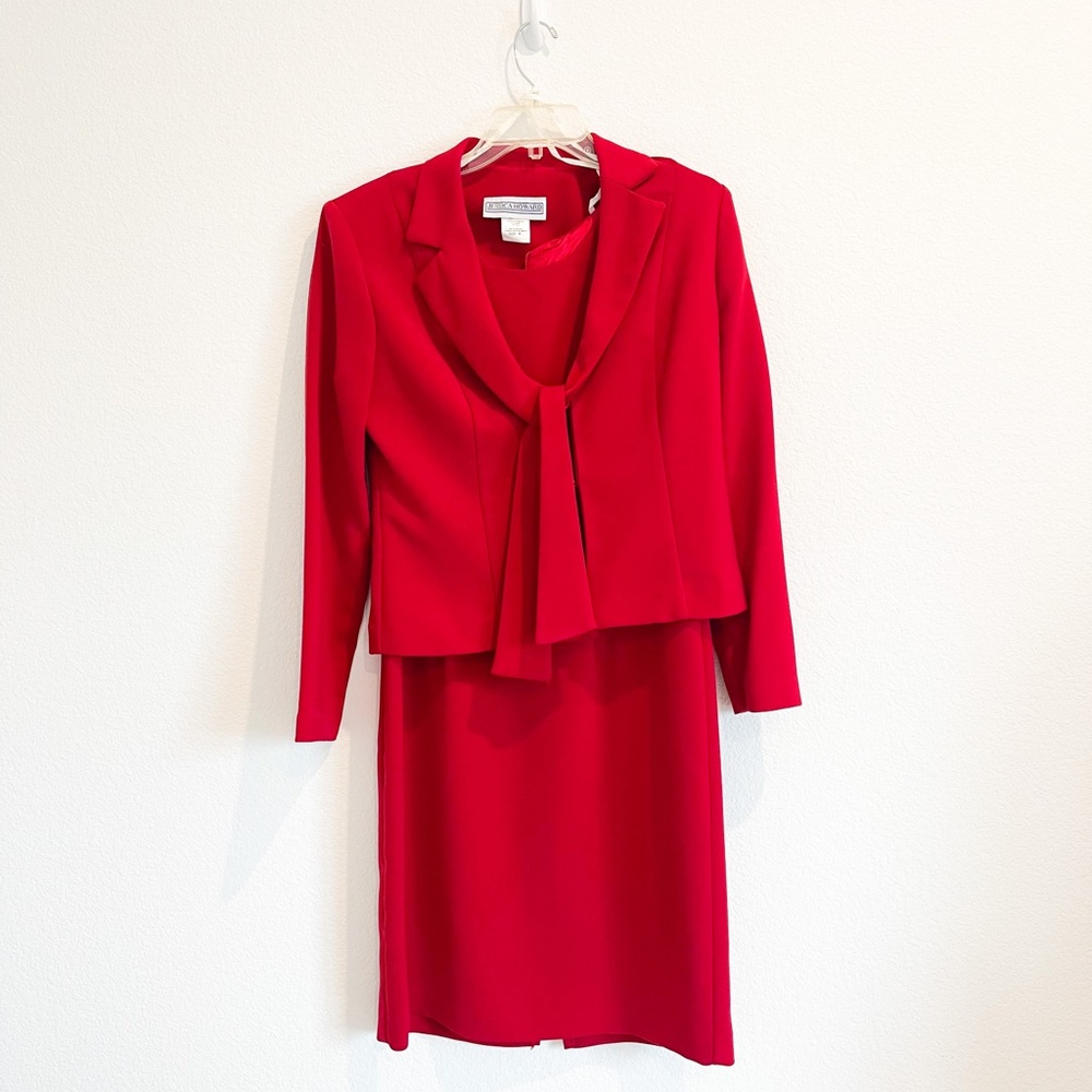 Red suit